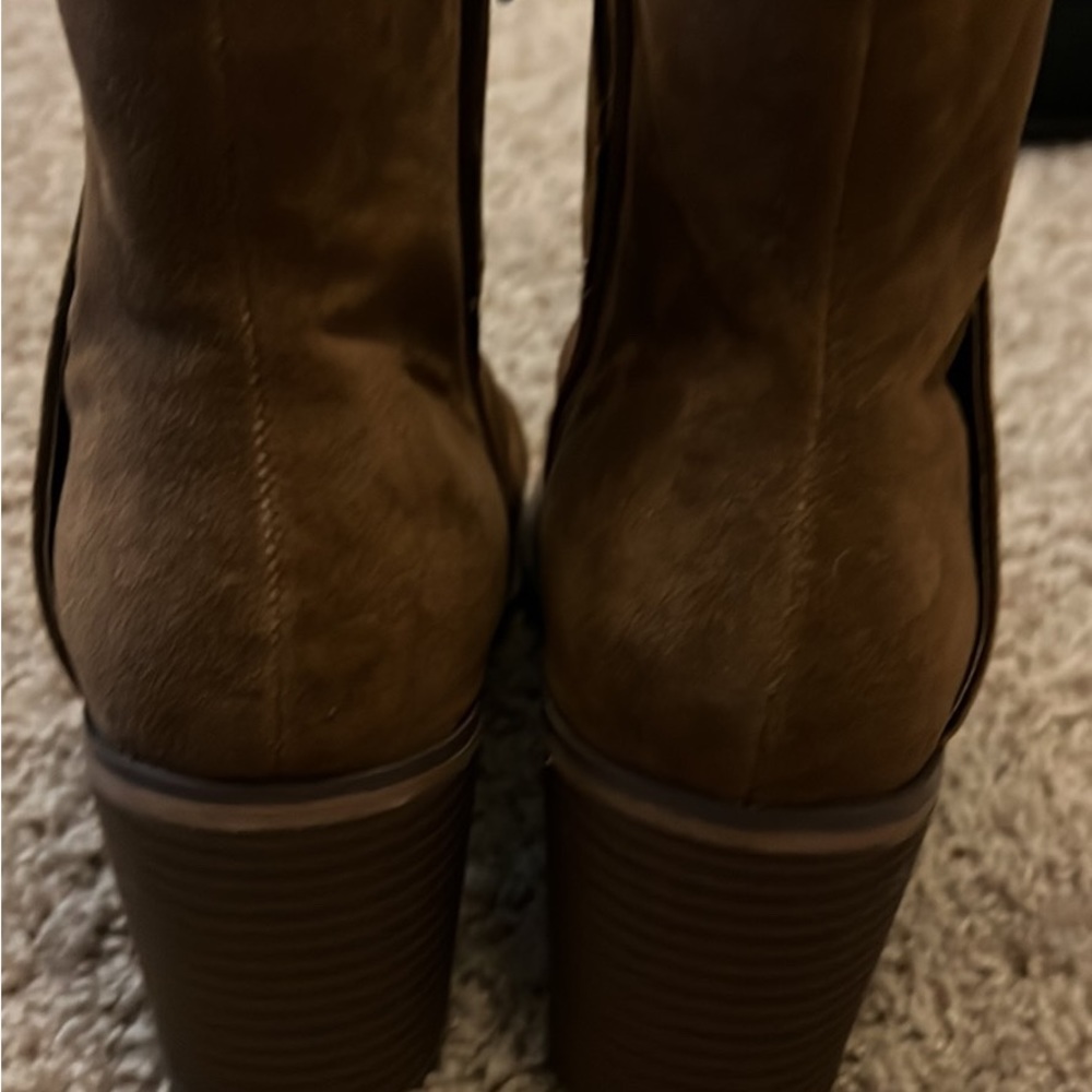 Booties - Picture 3 of 4